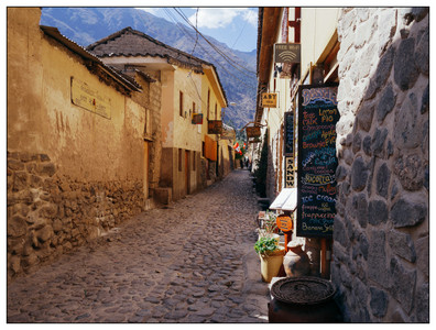 OllantaytamboStreets-08032019.jpg